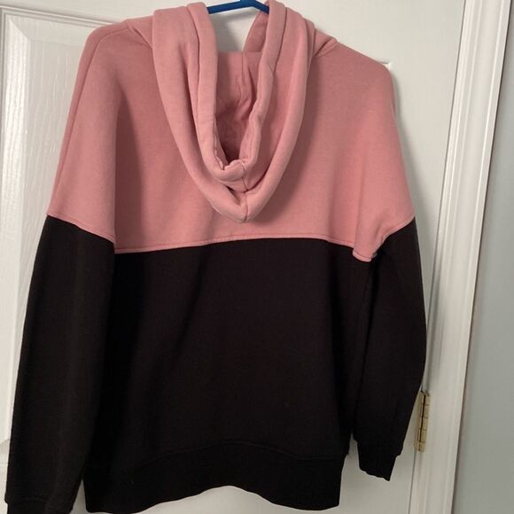 Babes Only hoodie​ - Picture 3 of 3